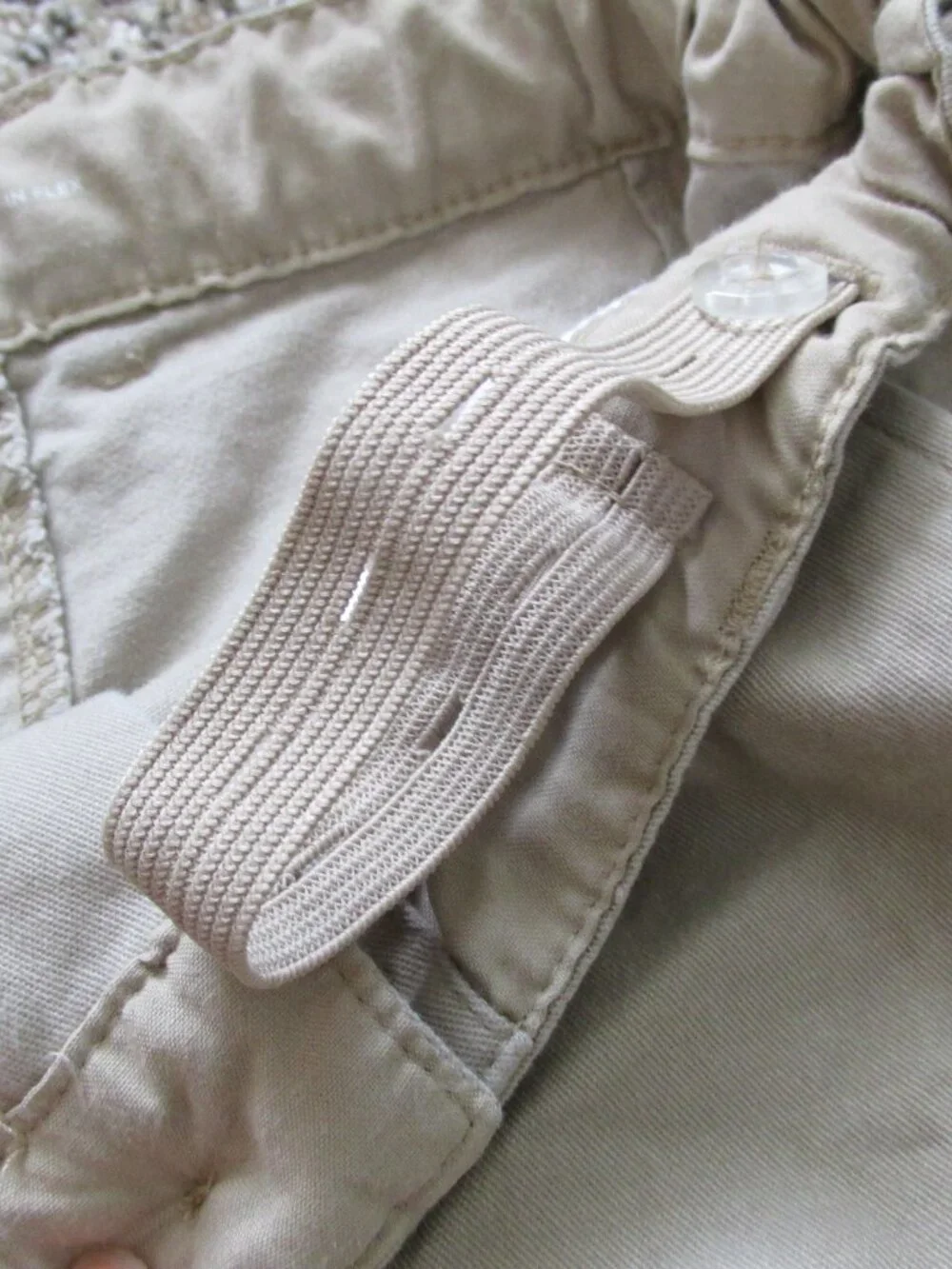Old Navy Zip Up Bermuda Elastic Shorts Youth Boys 16 Beige Adjustable Pockets
